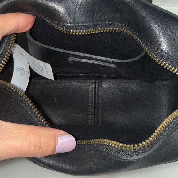 Madewell Black Leather Crossbody Bag - Picture 4 of 5